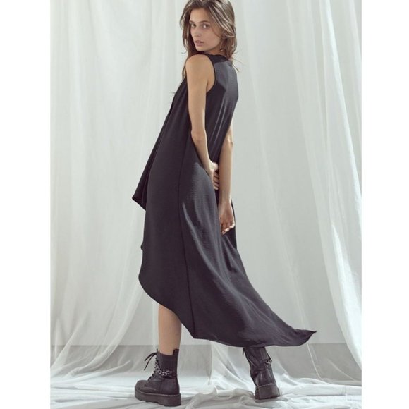 Black V-Neck Draped Sleeveless High Low Dress - Picture 5 of 6
